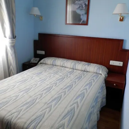 Vega Del Sella מלון 2*