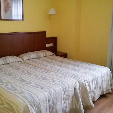 Hotel Vega Del Sella 2*