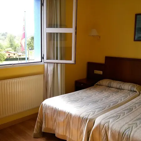 Hotel Vega Del Sella 2*