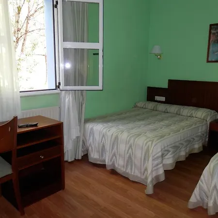 Vega Del Sella מלון 2*