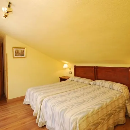 Hotel Vega Del Sella 2*