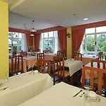 Hotel Vega Del Sella 2*