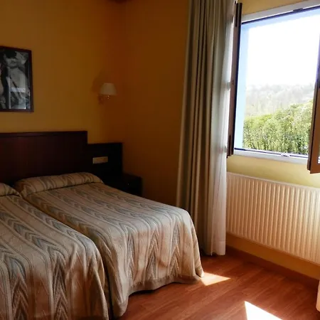 Vega Del Sella فندق